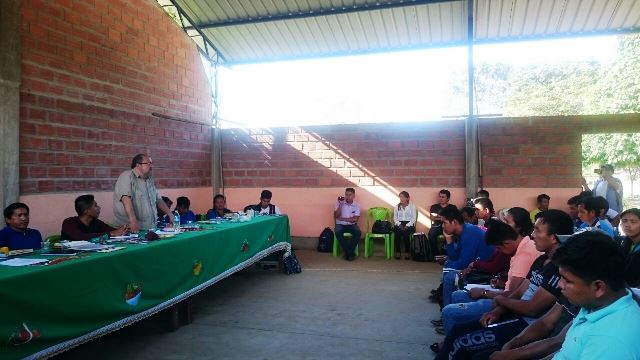 Ministro de Educación en TIPNIS atiende demandas educativas