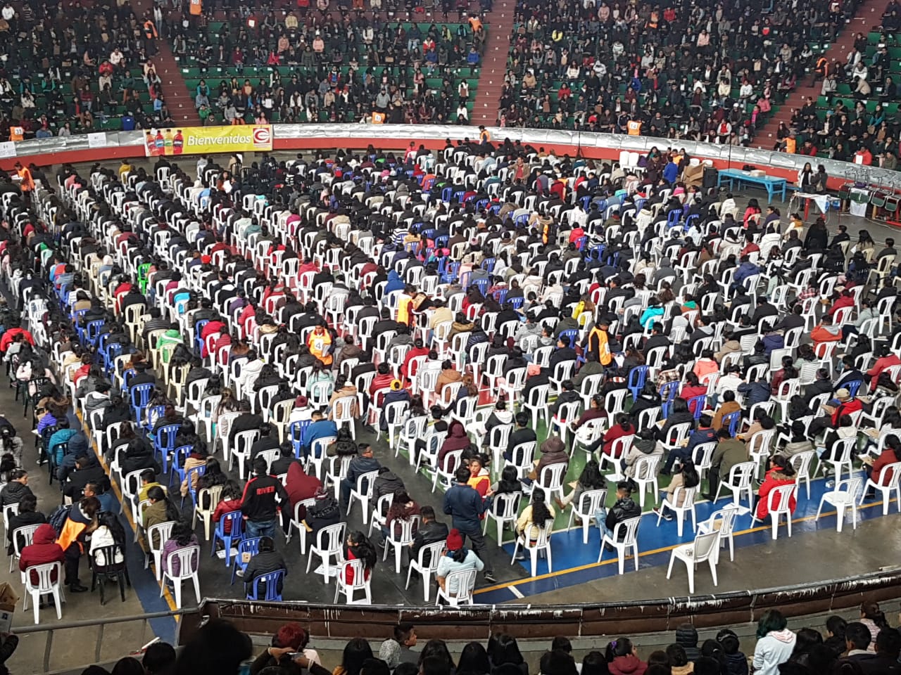 48. 925 mil postulantes a nivel nacional rindieron la prueba escrita a las Escuelas de Formación de Maestros