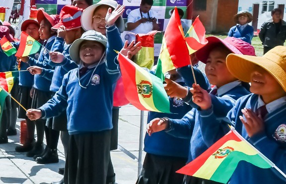 Ministerio de Educación aclara que no se prohibieron los desfiles por el Día del Mar y recomienda homenajes cívicos y formativos
